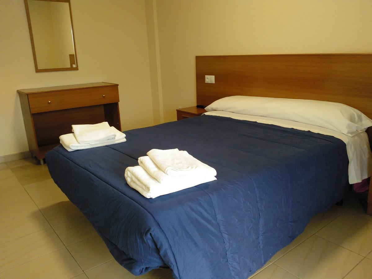 Hostal Orly Camponaraya 外观 照片